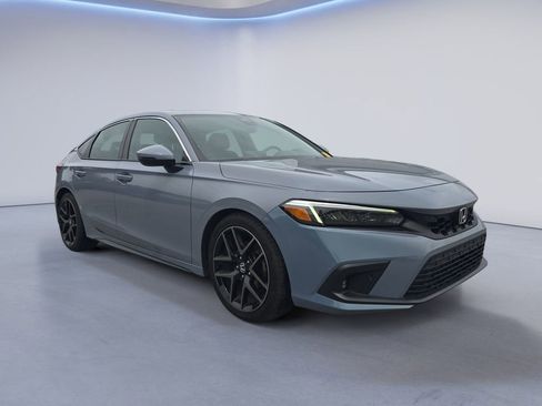 Used 2022 Honda Civic Sport Touring image 9