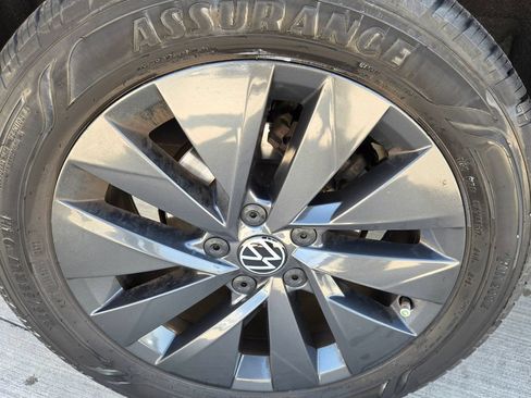 Used 2023 Volkswagen Taos S FWD image 10