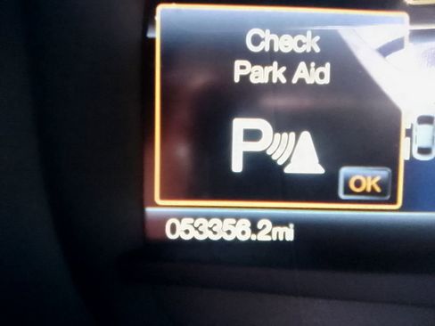 Used 2024 Ford Edge SEL image 9