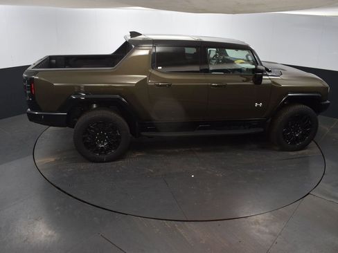 New 2025 GMC Hummer EV 2X image 37