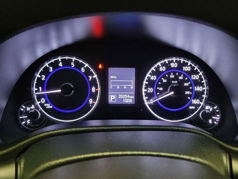 Used 2015 INFINITI Q60 Coupe image 23