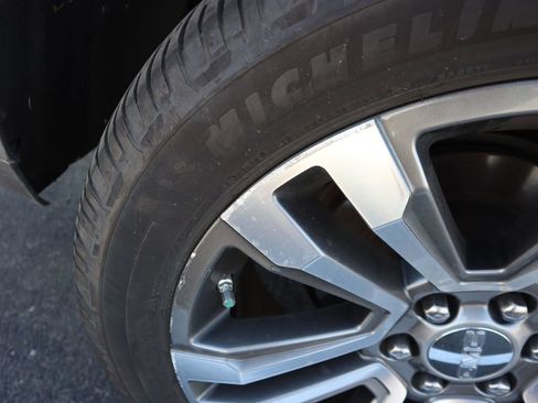 Used 2019 GMC Yukon Denali w/ Open Road Package image 33