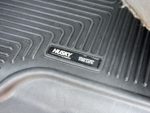 Used 2021 Chevrolet Silverado 1500 Custom Trail Boss AWD/4WD image 36