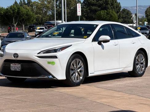 Certified 2023 Toyota Mirai w/ Advanced Technology Package RWD image 8