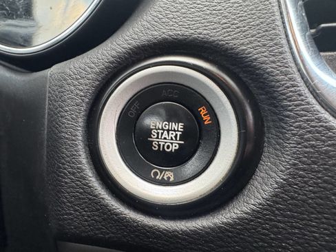 Used 2017 Dodge Durango SXT w/ 3rd Row Seating Group image 22