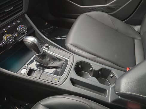 Used 2019 Volkswagen Jetta SEL image 24