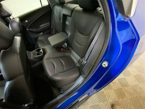 Used 2018 Chevrolet Volt LT w/ LT Driver Confidence Package image 10