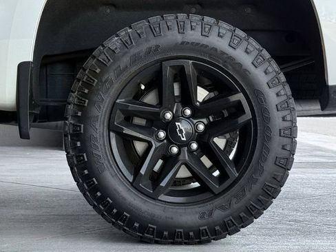 Used 2021 Chevrolet Silverado 1500 LT Trail Boss w/ Convenience Package II AWD/4WD image 23