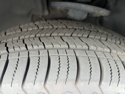 Used 2023 MAZDA CX-5 Carbon Edition image 12