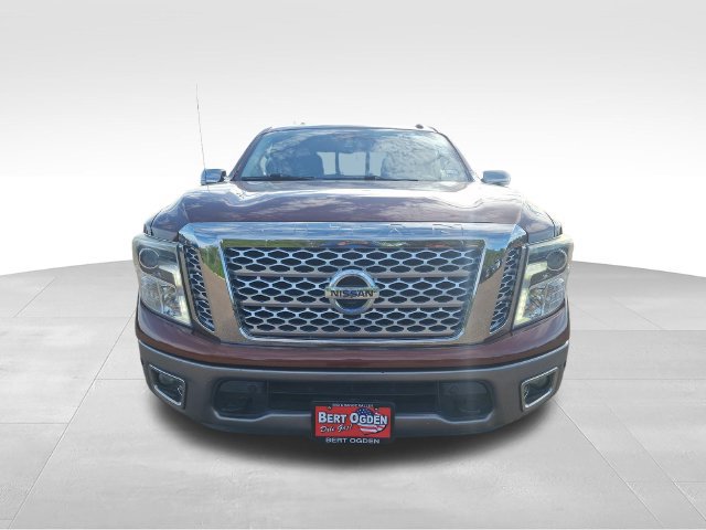 Used 2017 Nissan Titan Platinum Reserve RWD image 2