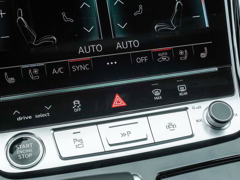 New 2025 Audi A8 L 3.0T image 18