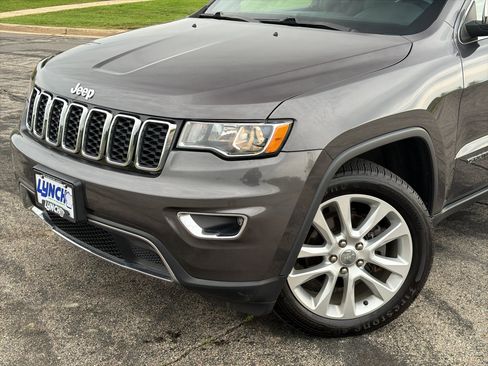 Used 2017 Jeep Grand Cherokee Limited w/ Trailer Tow Group IV AWD/4WD image 8