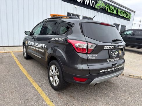 Used 2018 Ford Escape SE AWD/4WD image 11