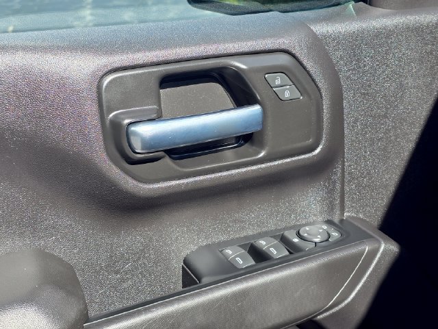 Used 2023 Chevrolet Silverado 1500 Custom Trail Boss w/ LPO, Dark Essentials Package AWD/4WD image 19