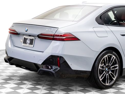 Certified 2024 BMW 540i xDrive 540i xDrive w/ Premium Package image 33