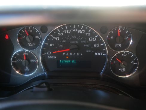 Used 2016 Chevrolet Express 3500 Extended RWD image 34