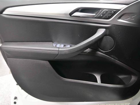 Used 2022 BMW X3 sDrive30i w/ M Sport Package 2 RWD image 6