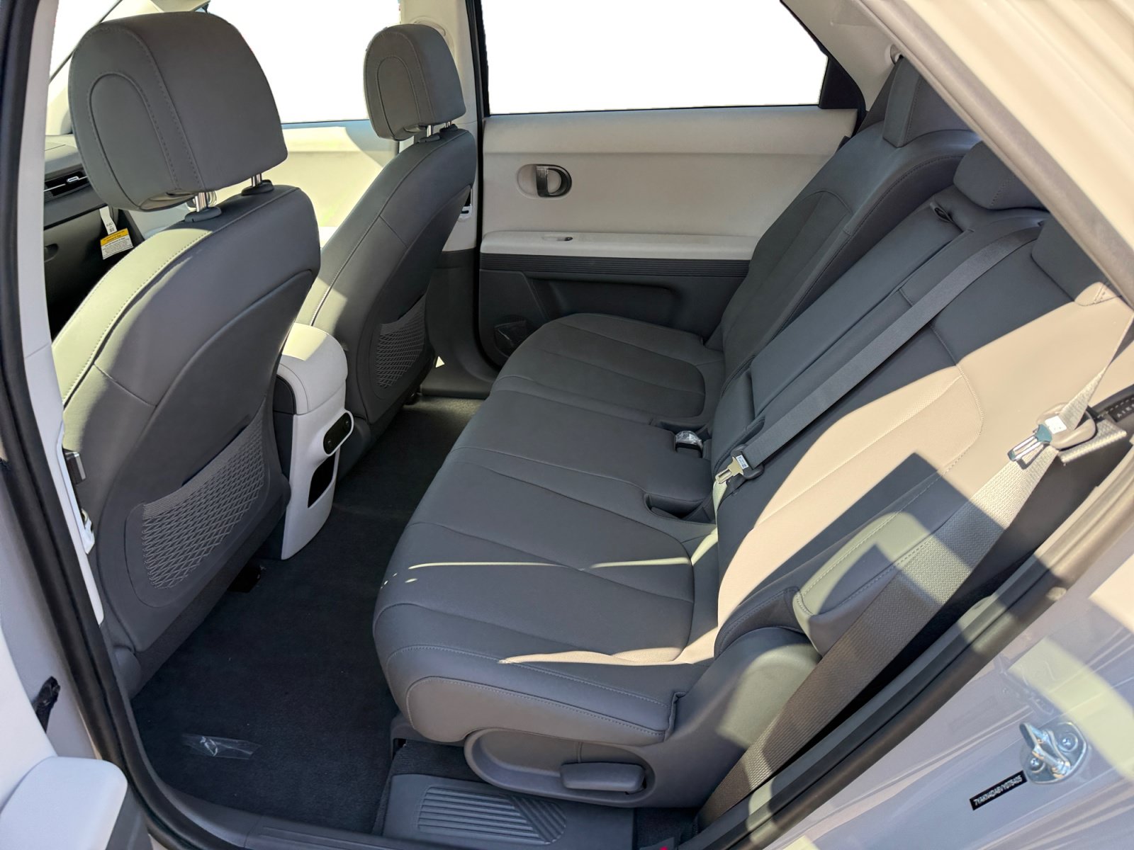 New 2027 Hyundai Ioniq 5 SEL RWD image 16