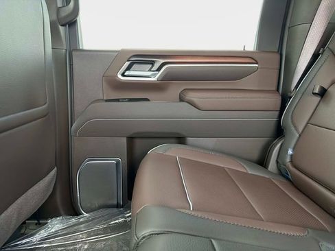 New 2026 GMC Sierra 2500 Denali w/ Denali Reserve Package image 14