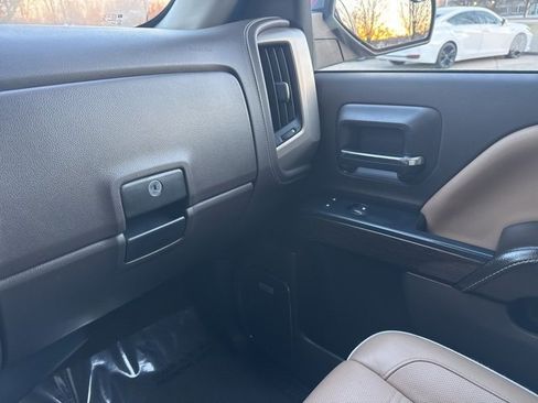 Used 2018 GMC Sierra 1500 Denali image 33