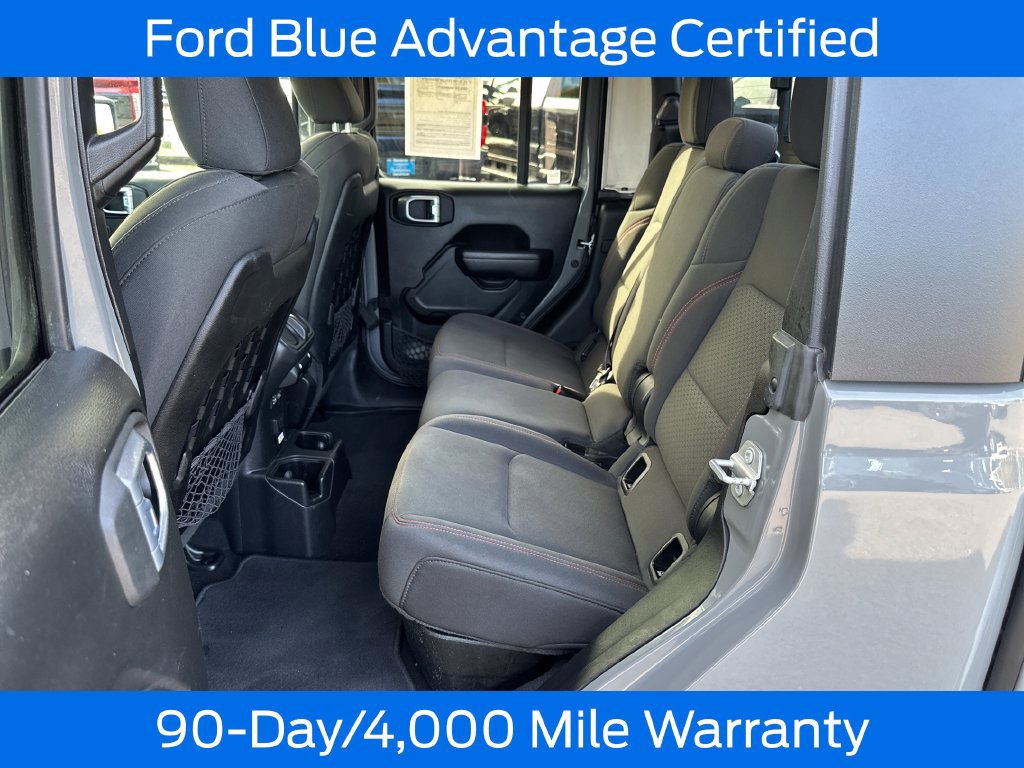 Used 2022 Jeep Gladiator Rubicon w/ Trailer Tow Package AWD/4WD image 19