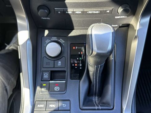 Used 2016 Lexus NX 200t FWD image 19