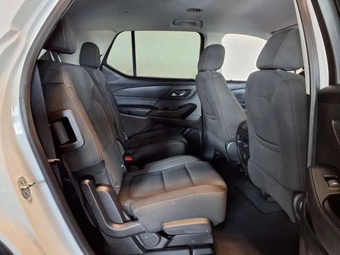 Used 2019 Chevrolet Traverse LT AWD/4WD image 11