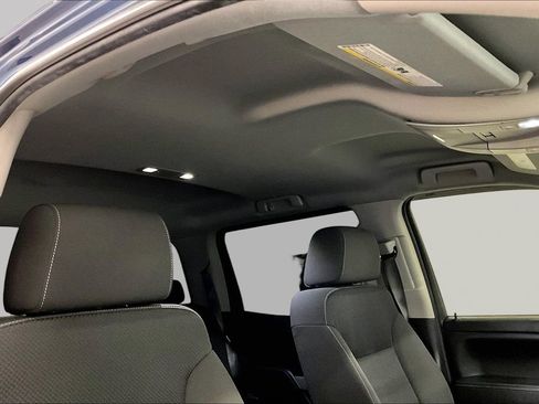 Used 2018 Chevrolet Silverado 1500 LT w/ All Star Edition AWD/4WD image 28