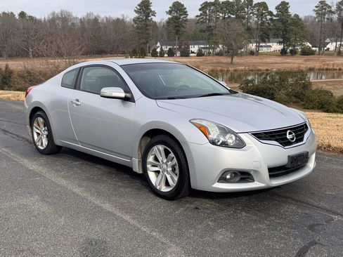 Used 2012 Nissan Altima 2.5 S w/ 2.5S Premium Pkg image 24