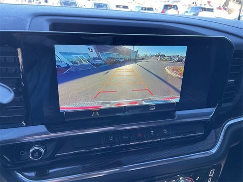 Used 2024 GMC Sierra 2500 SLE w/ SLE Value Package; image 12