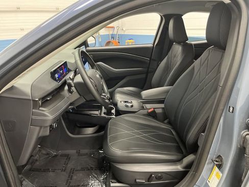 Used 2024 Ford Mustang Mach-E Select w/ Comfort Package Lite image 4