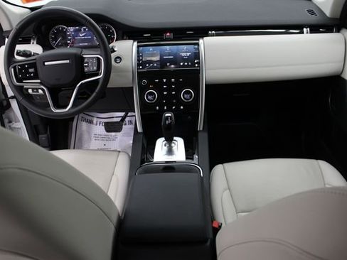 Used 2023 Land Rover Discovery Sport SE image 11