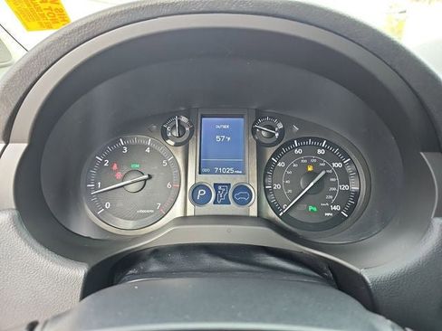 Used 2015 Lexus GX 460 image 19