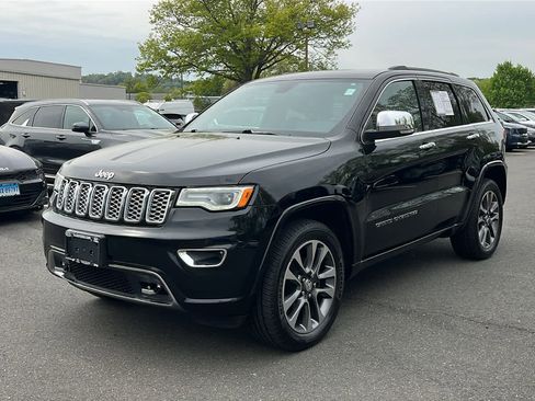 Used 2017 Jeep Grand Cherokee Overland AWD/4WD image 3