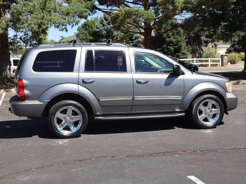 Used 2008 Dodge Durango Limited w/ Technology Group III AWD/4WD image 4