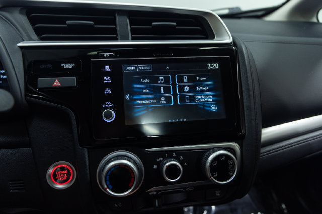 Used 2018 Honda Fit EX image 16