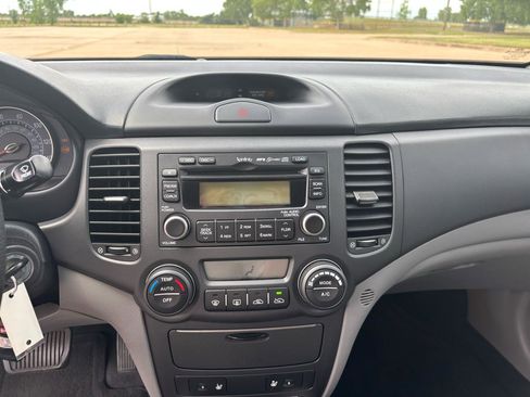 Used 2008 Kia Optima EX w/ Premium Pkg FWD image 16