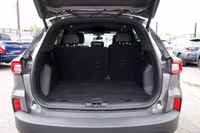 Used 2025 Ford Escape ST-Line Select AWD/4WD image 29