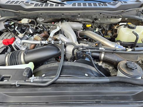 Used 2024 Ford F350 Lariat image 35