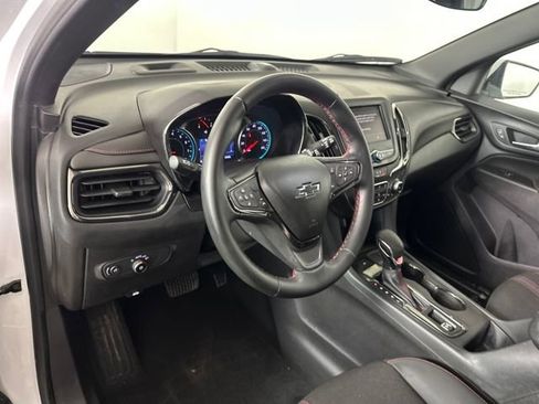 Used 2023 Chevrolet Equinox RS image 13