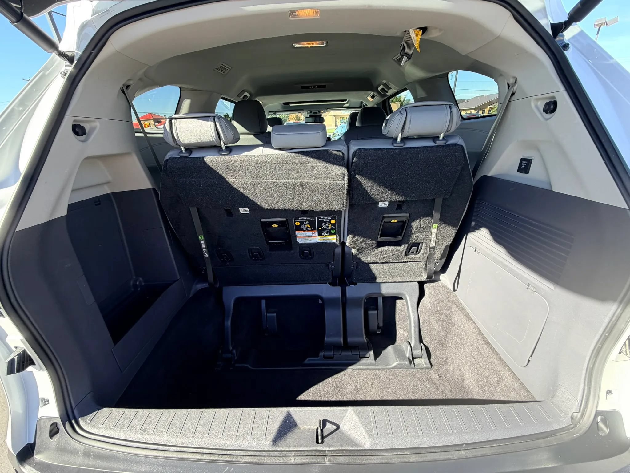 Used 2024 Toyota Sienna XLE w/ XLE Plus Package AWD/4WD image 27