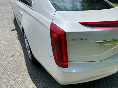 Used 2016 Cadillac XTS Luxury image 11