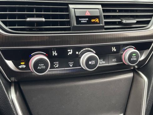 Used 2022 Honda Accord Sport image 6