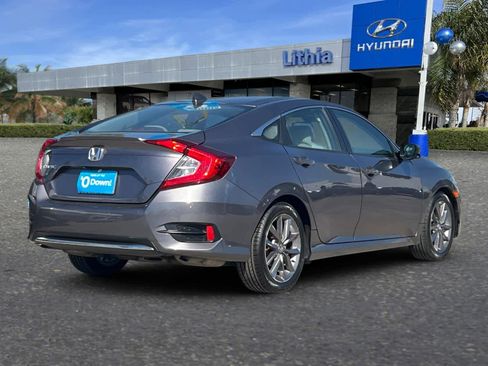 Used 2019 Honda Civic EX image 3