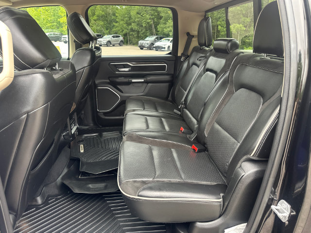Used 2019 RAM 1500 Laramie AWD/4WD image 17