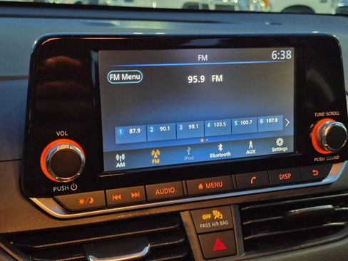 Used 2023 Nissan Altima 2.5 S FWD image 18