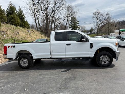 Used 2022 Ford F250 XL w/ Power Equipment Group image 2