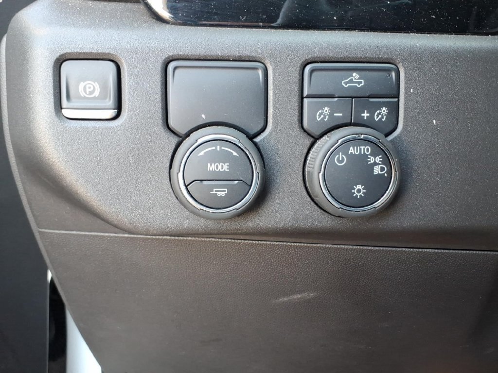 Used 2024 Chevrolet Silverado 1500 LT RWD image 22