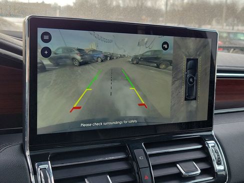 Used 2023 Lincoln Navigator Reserve image 18