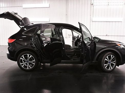 Used 2022 Ford Escape SEL w/ SEL Stealth AWD Package image 31